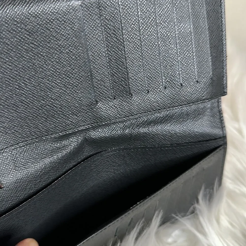 💯Authentic Louis Vuitton Bifold Long Wallet🍀
